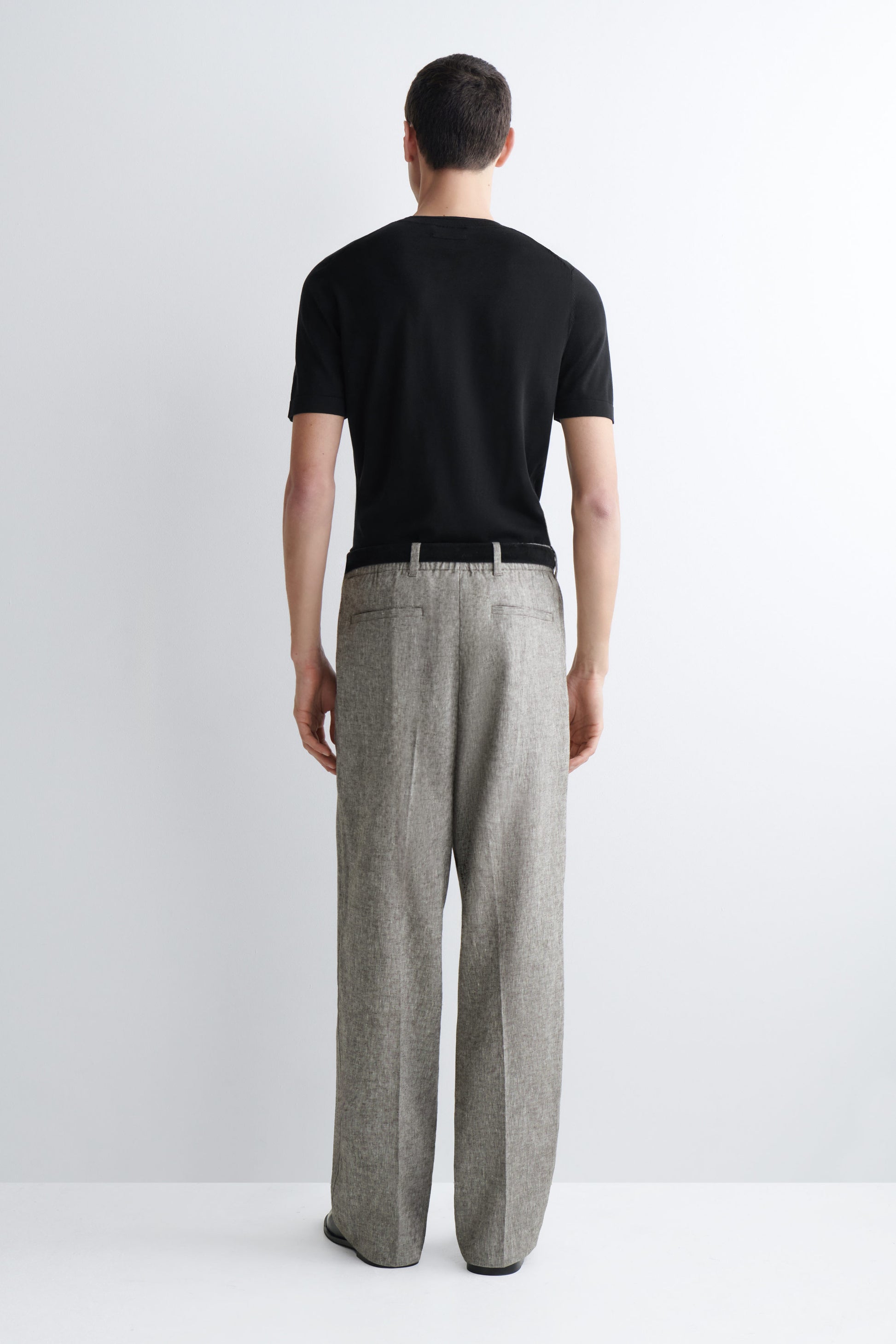 LINEN RELAXED-FIT STRAIGHT-LEG TROUSERS