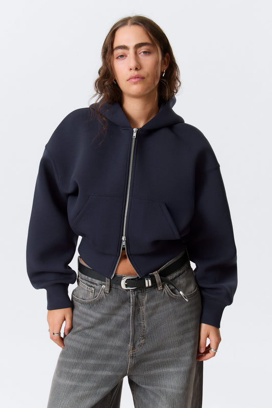 Locker geschnittener Zip-Hoodie aus Scuba-Stoff