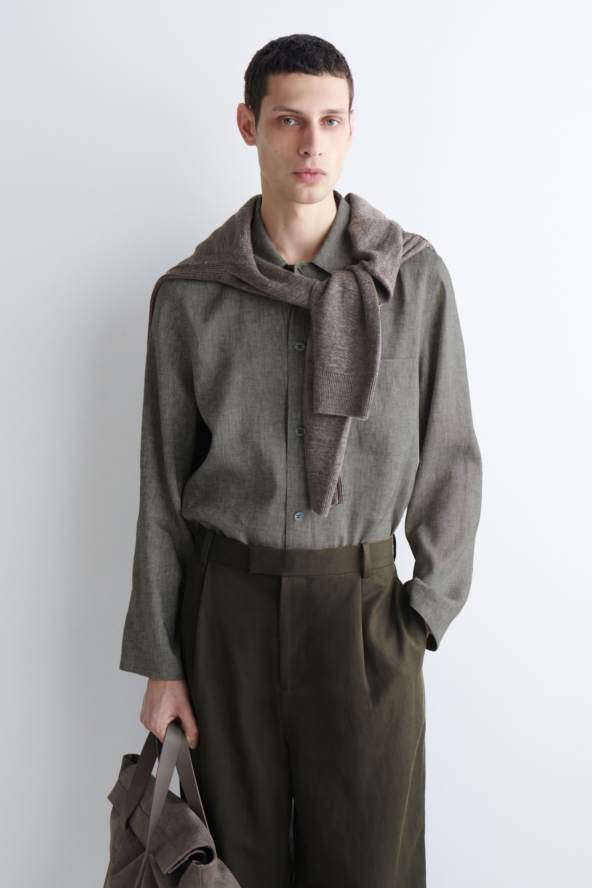 LINEN RELAXED SHIRT