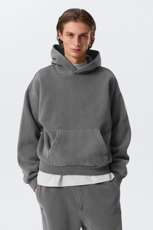 Locker geschnittener Hoodie aus schwerer Baumwolle