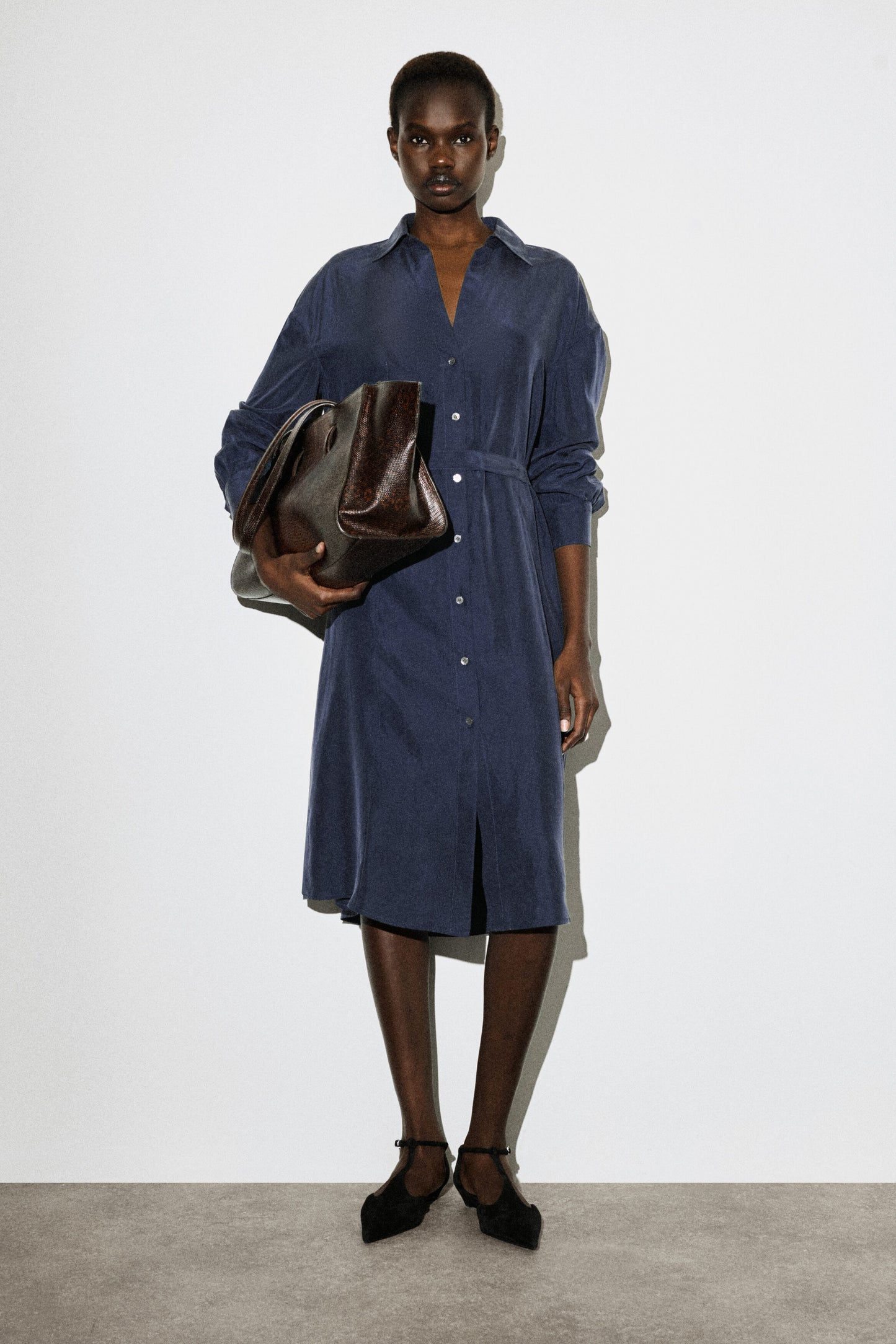 GATHERED CRINKLED-SILK MIDI SHIRT DRESS